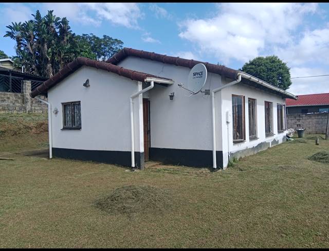 3 BEDROOM FREEHOLD FOR SALE IN PANORAMA GARDENS